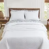 Solid King Quilt/Sham Set